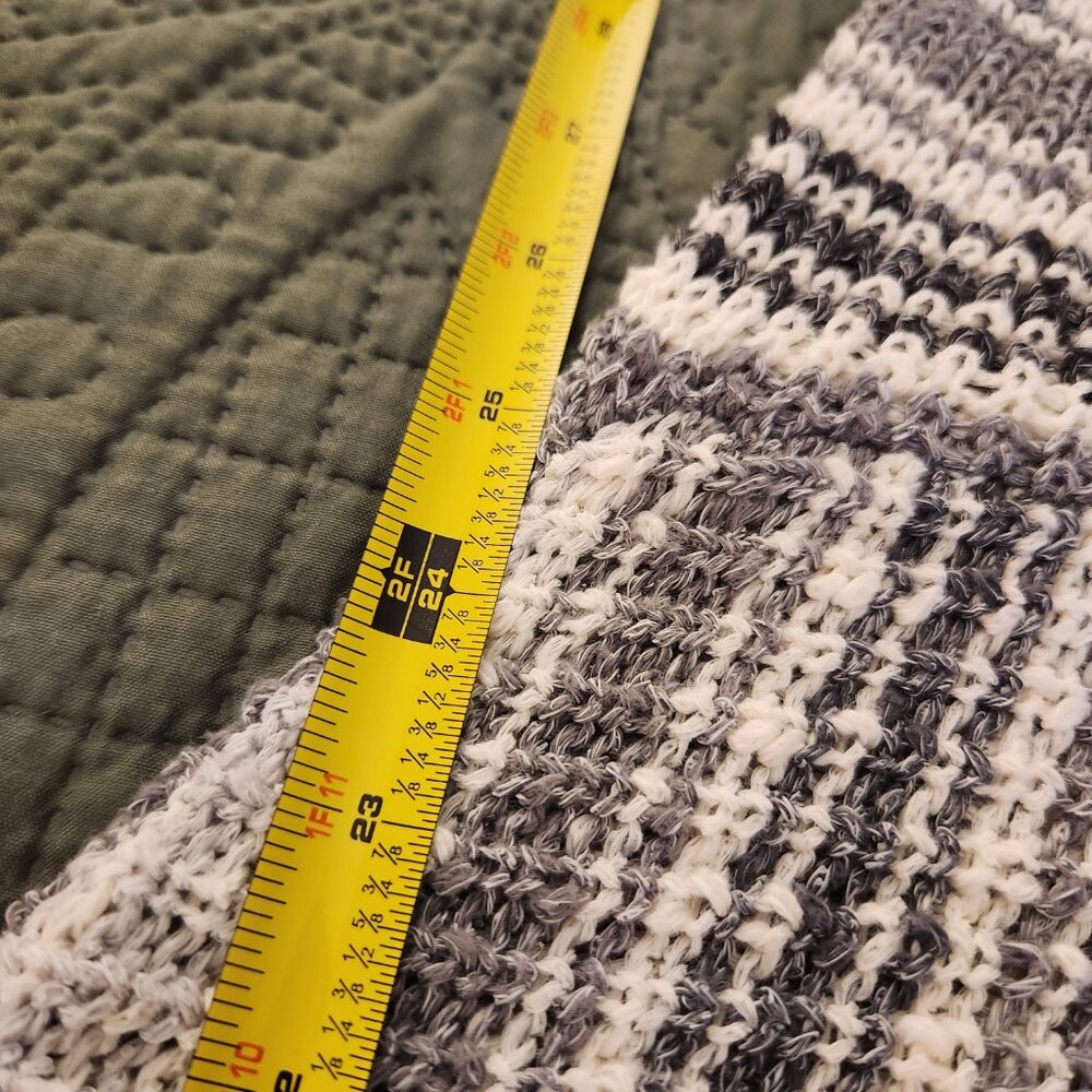 American Eagle Gray and White V-Neck Striped Sweater - Picture 9 of 10
